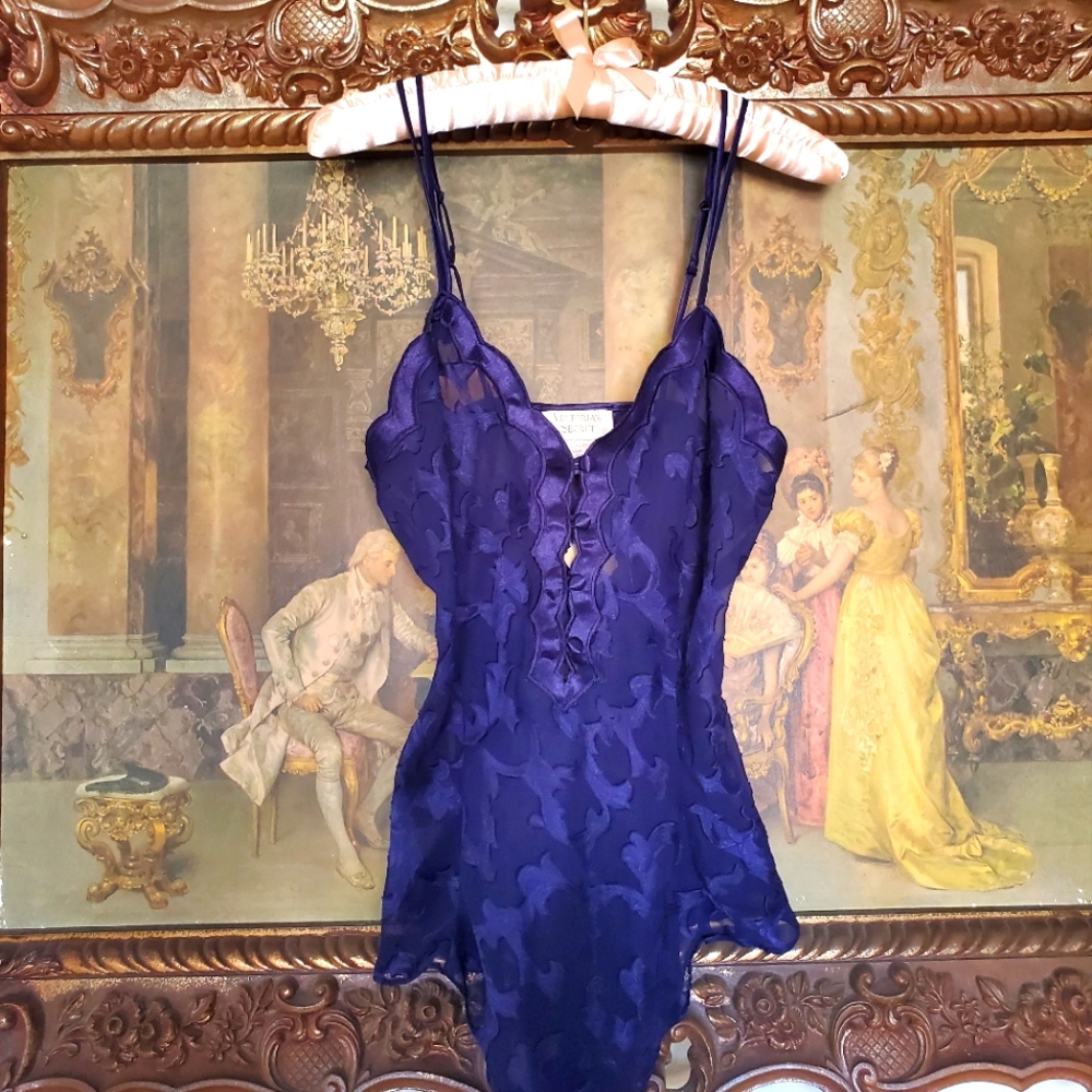 Victoria's Secret Gold Label Teddy Romper
